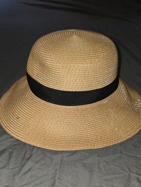 Women's Tan Straw Sun Hat with Black Band